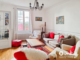 
                                                                                        Vente
                                                                                         Maison de ville 5 chambres à Vincennes