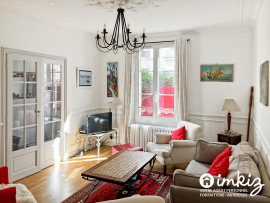 
                                                                                        Vente
                                                                                         Maison de ville 5 chambres à Vincennes