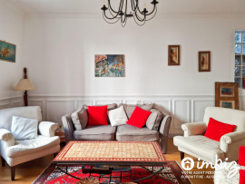 
                                                                                        Vente
                                                                                         Maison de ville 5 chambres à Vincennes