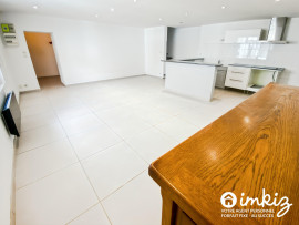 
                                                                                        Vente
                                                                                         Maison de ville Aigues-Mortes - 3 chambres, garage