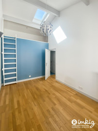 
                                                                                        Vente
                                                                                         Maison de ville avec terrasse et garage