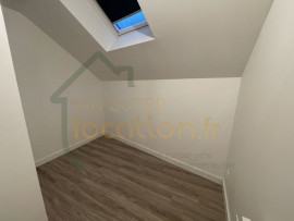 
                                                                                        Location
                                                                                         Maison de ville - Centre ville