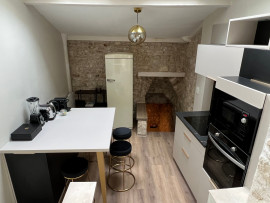 
                                                                                        Location
                                                                                         Maison de ville cœur de Maule - 40 minutes Paris (loyer tout inclus)