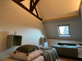 
                                                                                        Location
                                                                                         Maison de ville cœur de Maule - 40 minutes Paris (loyer tout inclus)
