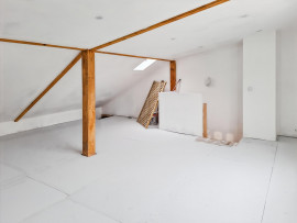 Vente
Maison de ville de 6 pièces dans copropriété