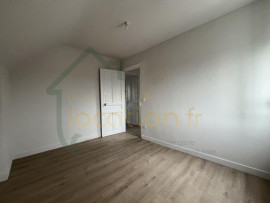 
                                                                                        Location
                                                                                         Maison de ville entièrement rénovée