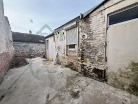 
                                                                                        Location
                                                                                         Maison de ville entièrement rénovée