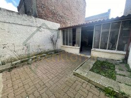 Location
MAISON DE VILLE PROCHE CENTRE VILLE AVEC COUR ET GARAGE
