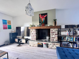 
                                                                                        Vente
                                                                                         MAISON DE VILLE TORIGNY-TRAVAUX RECENTS