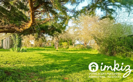 Vente
Maison + dépendances + terrain