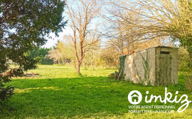 Vente
Maison + dépendances + terrain