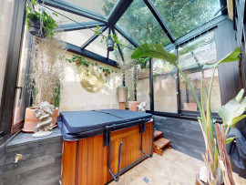 
                                                                                        Vente
                                                                                         Maison D'Hôtes 200m2 - Jardin Public