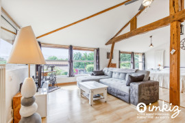 
                                                                                        Vente
                                                                                         Maison du XVIIIe + loft - Vue Pyrénées