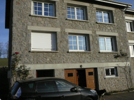 
                                                                                        Location
                                                                                         Maison en pierre