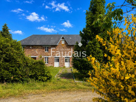 
                                                                                        Vente
                                                                                         Maison en pierre à vendre entre Saint-Lô et Coutances   Calm