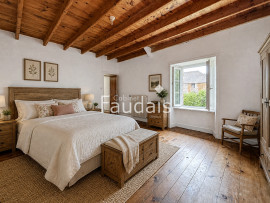 
                                                                                        Vente
                                                                                         Maison en pierre à vendre entre Saint-Lô et Coutances   Calm