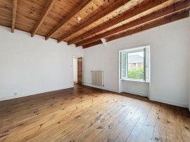 
                                                                                        Vente
                                                                                         Maison en pierre à vendre entre Saint-Lô et Coutances   Calm