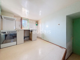 
                                                                                        Vente
                                                                                         Maison en pierre avec potentiel et dépendances   Saint-Georg