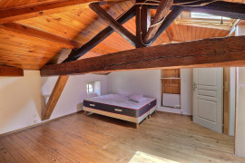 
                                                                                        Vente
                                                                                         Maison en pierre de caractère avec gîte