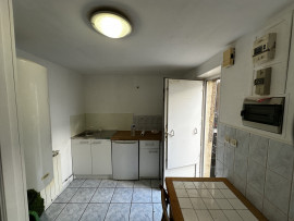 Vente
MAISON EN PIERRE EN COUR D’IMMEUBLE - AIRBNB / LOVEROOM / COURTE DURÉE