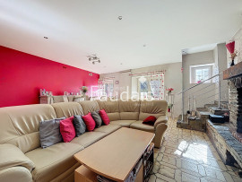 
                                                                                        Vente
                                                                                         Maison en pierre - proche CONDE SUR VIRE et SAINT-LO