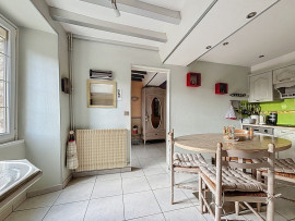 
                                                                                        Vente
                                                                                         Maison en pierre - proche CONDE SUR VIRE et SAINT-LO