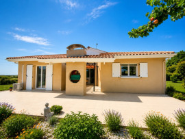 
                                                                                        Vente
                                                                                         Maison familiale 122 m² de plain-pied – 3 chambres + bureau – Terrain 1 500 m² piscinable – À 15 min de Bergerac