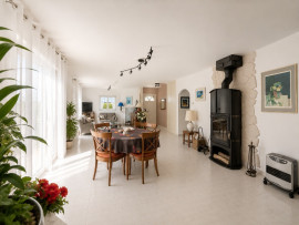 
                                                                                        Vente
                                                                                         Maison familiale 122 m² de plain-pied – 3 chambres + bureau – Terrain 1 500 m² piscinable – À 15 min de Bergerac