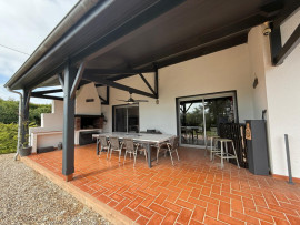 
                                                                                        Vente
                                                                                         Maison familiale 183 m2 et studio indépendant