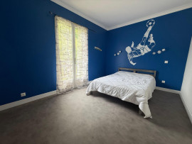 
                                                                                        Vente
                                                                                         Maison familiale 183 m2 et studio indépendant