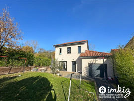 
                                                                                        Vente
                                                                                         Maison familiale 4 pièces 110 m² proche commodités