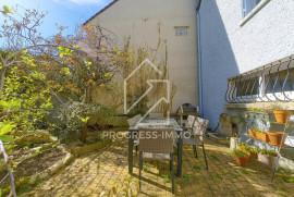 
                                                                                        Vente
                                                                                         Maison familiale 5 chambres, 140m² sur 398m²