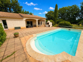 
                                                                                        Vente
                                                                                         Maison Familiale 5 chambres avec Piscine