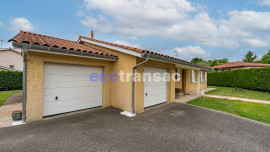 Vente
Maison familiale 5 pièces 113 m² de plain-pied.