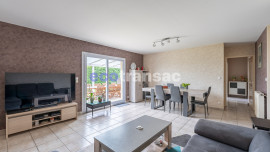 Vente
Maison familiale 5 pièces 113 m² de plain-pied.