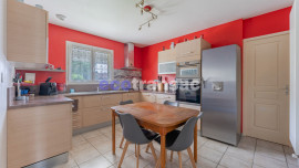 Vente
Maison familiale 5 pièces 113 m² de plain-pied.