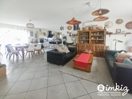 
                                                                                        Vente
                                                                                         Maison familiale 5 pièces avec piscine