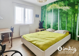 
                                                                                        Vente
                                                                                         Maison familiale 5 pièces avec piscine