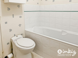 
                                                                                        Vente
                                                                                         Maison familiale 5 pièces - quartier très calme