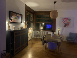 
                                                                                        Location
                                                                                         Maison familiale