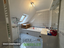 
                                                                                        Vente
                                                                                         Maison familiale à Breuil-le-vert