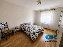 
                                                                                        Vente
                                                                                         MAISON FAMILIALE A WOIPPY VILLAGE