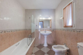 
                                                                                        Vente
                                                                                         Maison Familiale avec Appartement Indépendant