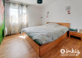 
                                                                                        Vente
                                                                                         Maison familiale avec espaces independants