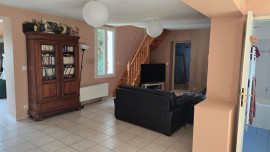 Vente
Maison familiale avec grand jardin à Coutras