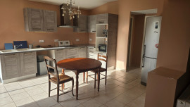 Vente
Maison familiale avec grand jardin à Coutras