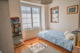 Vente
Maison familiale avec jardin – Charme et calme