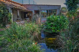 
                                                                                        Vente
                                                                                         Maison familiale avec jardin – Charme et calme