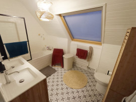 
                                                                                        Vente
                                                                                         Maison familiale avec jardin et garage