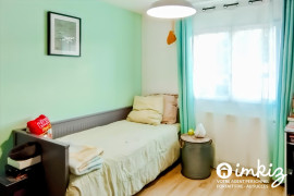 
                                                                                        Vente
                                                                                         Maison familiale avec piscine et beaux volumes